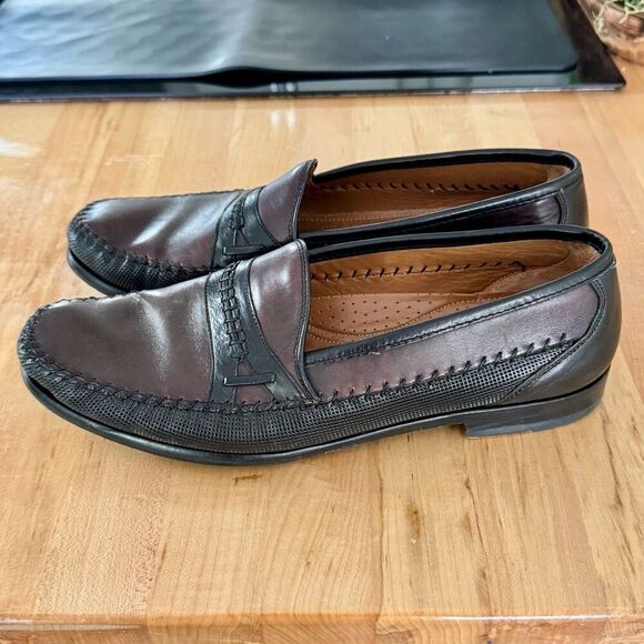 Mezlan Waters Two Tone Leather Loafers. Size 9. Brown/Black main image 9